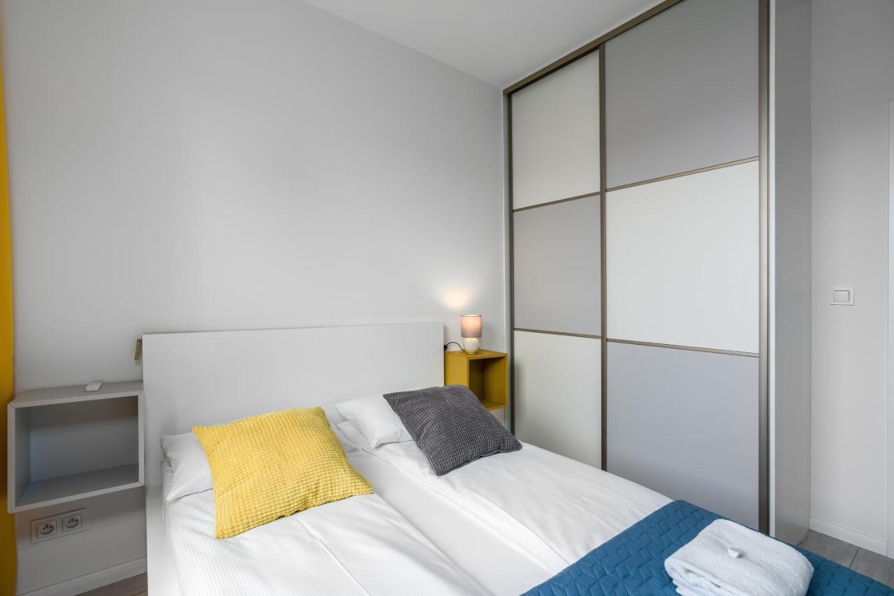 Exclusive Apartment With Terrace By Renters Poznan Exterior foto